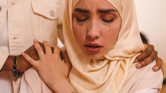 Cara Mengembalikan Cinta Pada Suami Pasca Diselingkuhi