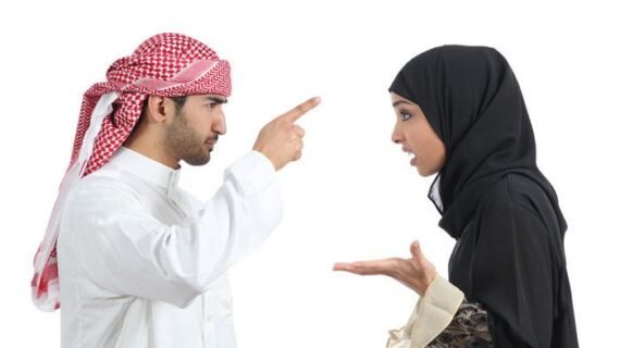 AWAS! Tingkah Suami Ini Tanda Dia Rawan Nikah Lagi